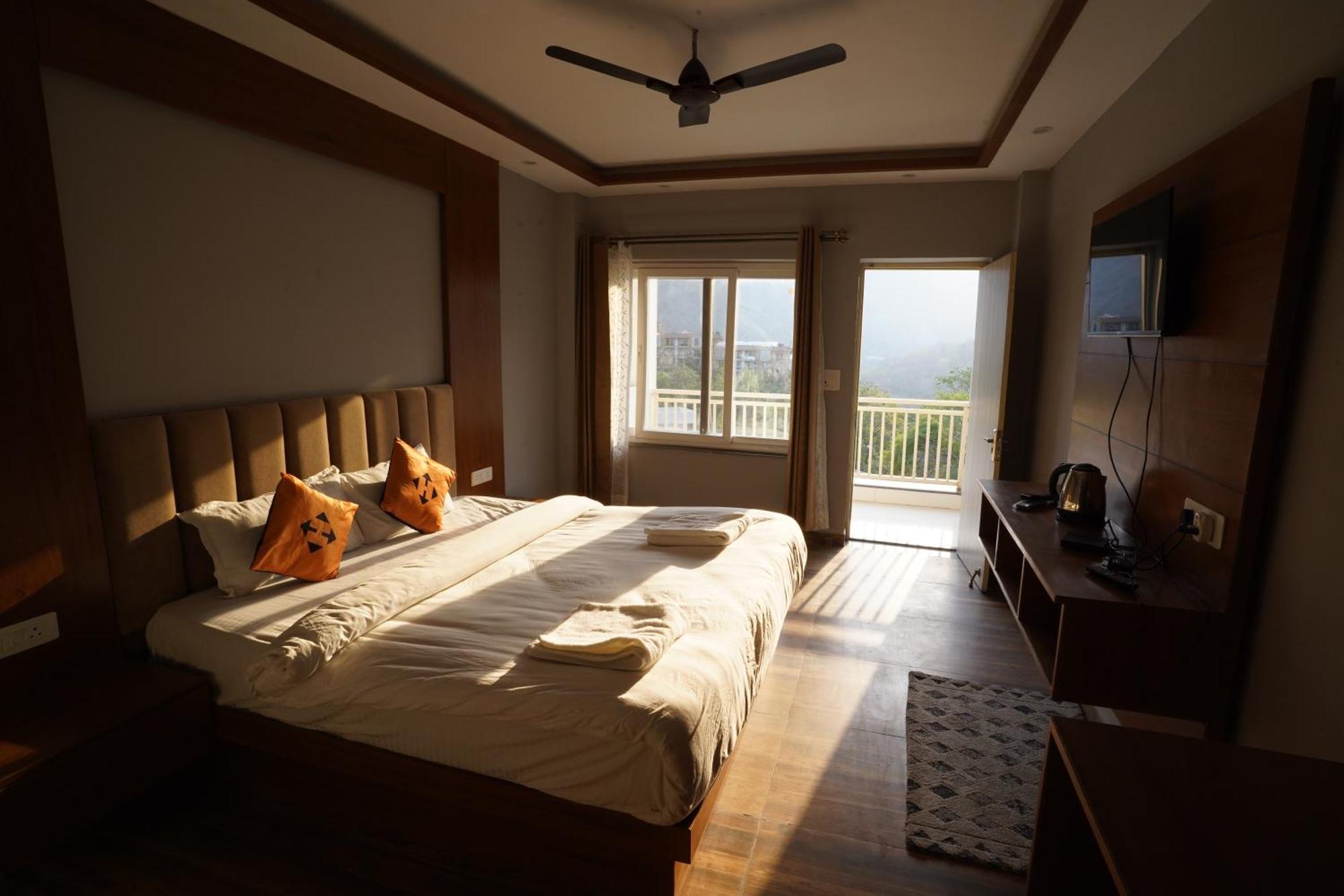 Hostel Hide-In Rishikesh, Laxman Jhula Zewnętrze zdjęcie