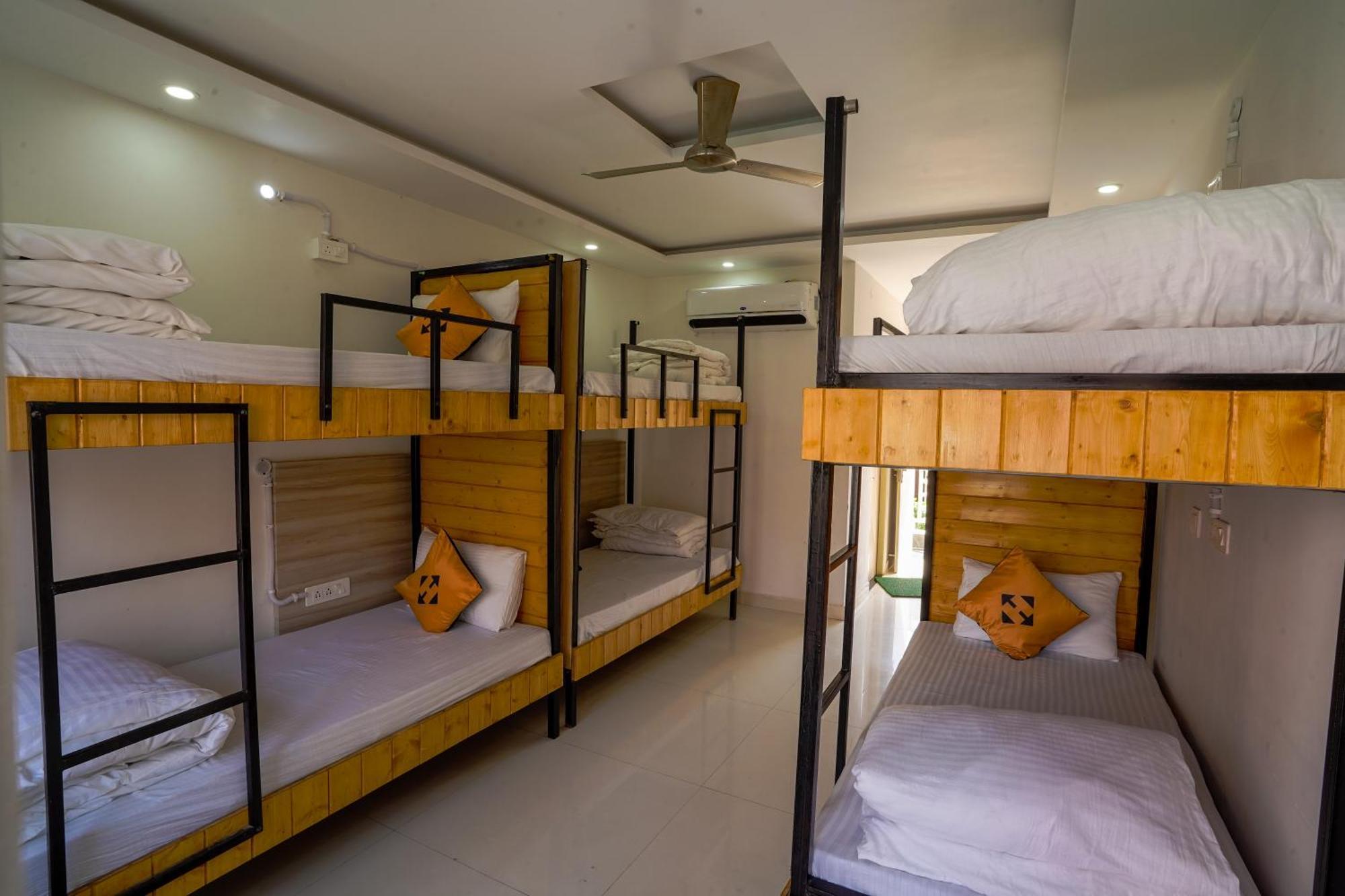 Hostel Hide-In Rishikesh, Laxman Jhula Zewnętrze zdjęcie